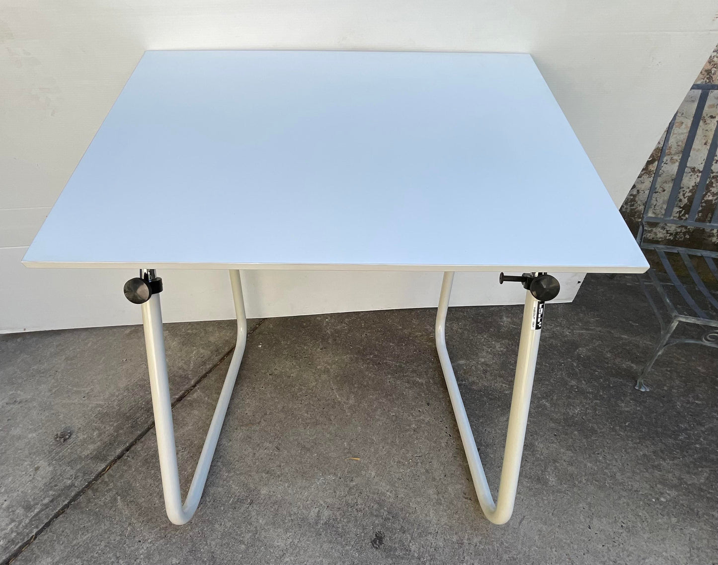 Neolt Italy Drafting Table