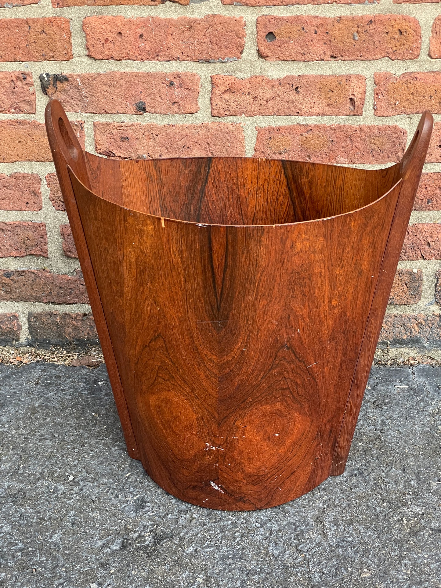 Einar Barnes for P.S. Heggen, 1960s Rosewood waste paper basket, Made in Norway