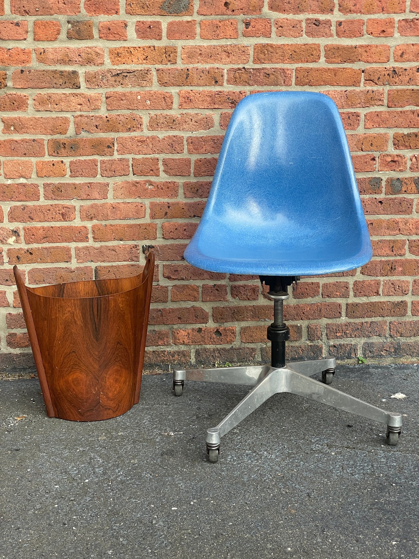 Einar Barnes for P.S. Heggen, 1960s Rosewood waste paper basket, Made in Norway